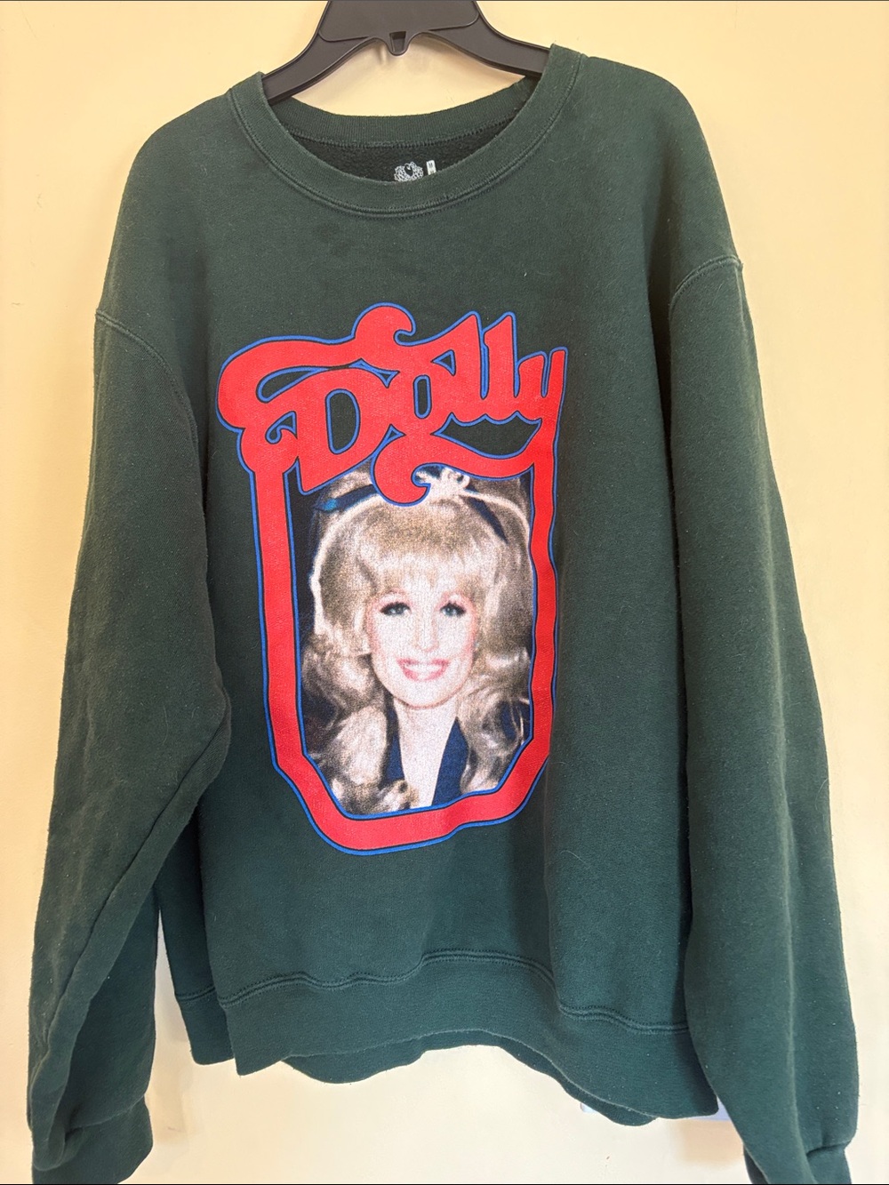 Dolly Graphic Crewneck Sweatshirt - Forest Green